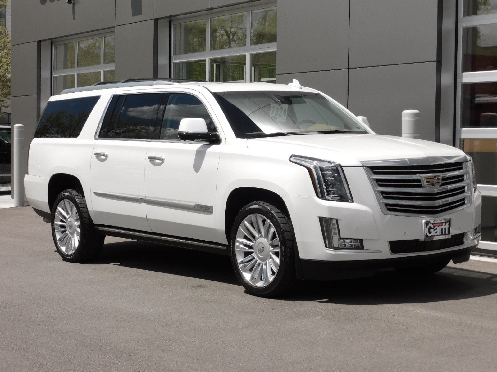 Cadillac escalade esv характеристики